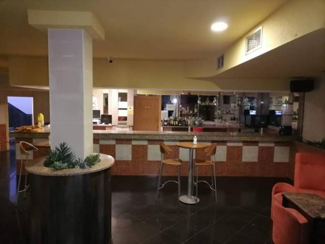Local Comercial en venta en Fuentes De Oñoro, Castilla y León