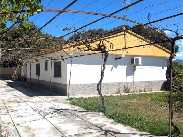 Local Comercial en venta en el Comtat, Valencia