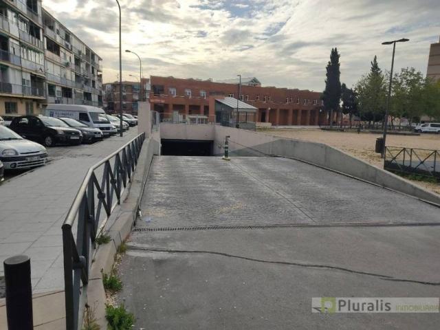 Local Comercial en venta en La Alhóndiga, Getafe