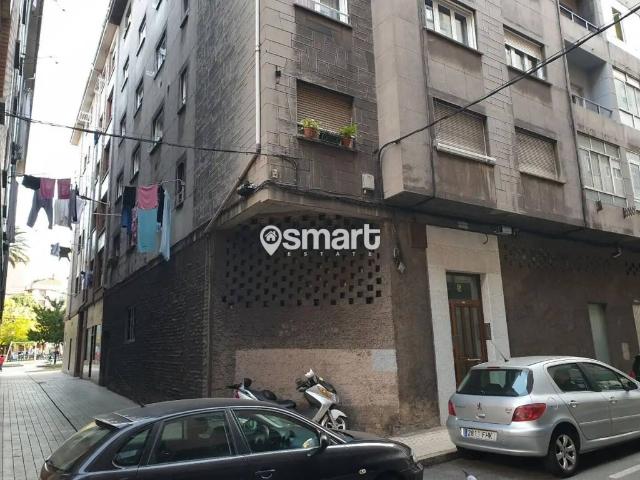 Local Comercial en venta en El Cerilleru, Gijón / Xixón