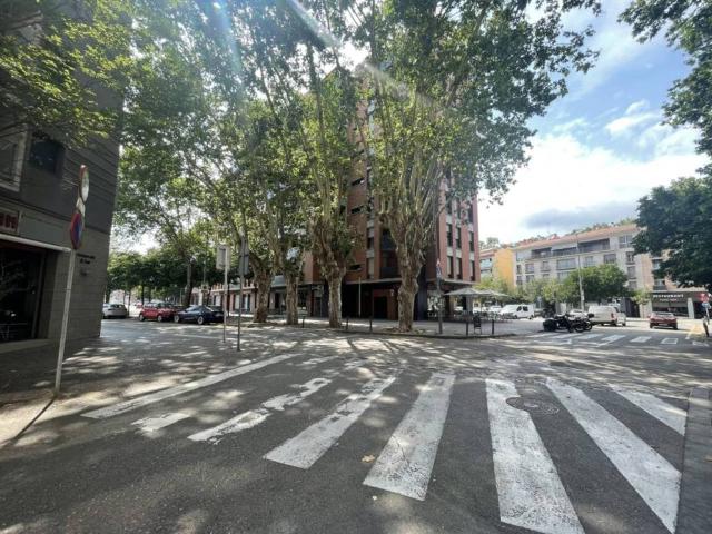 Local Comercial en venta en Eixample, Gironès