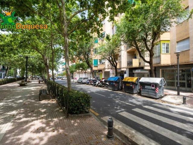 Local Comercial en venta en Granada, Zaidín - Vergeles
