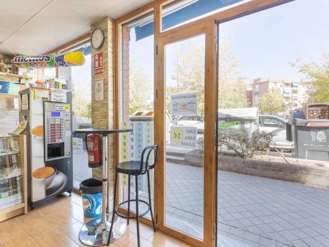 Local Comercial en venta en Genil, Comarca de la Vega de Granada