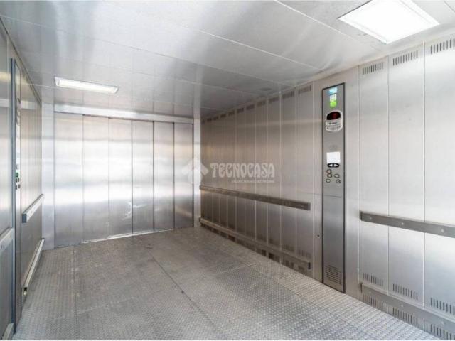 Local Comercial en venta en Comarca de la Vega de Granada, Andalucía