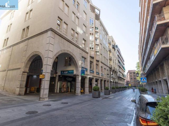 Local Comercial en venta en Granada