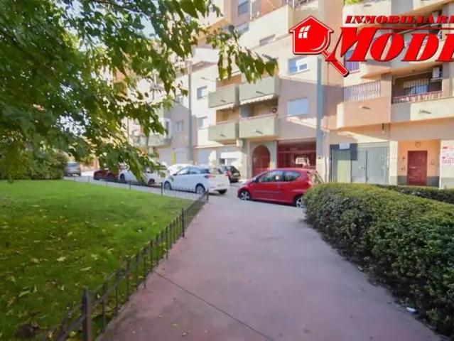 Local Comercial en venta en Granada