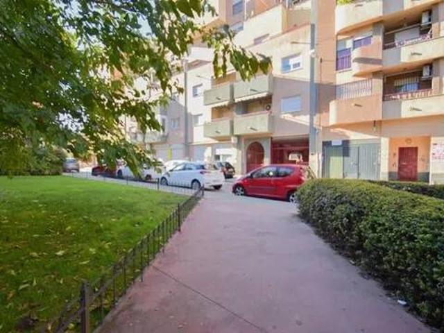 Local Comercial en venta en Genil, Comarca de la Vega de Granada