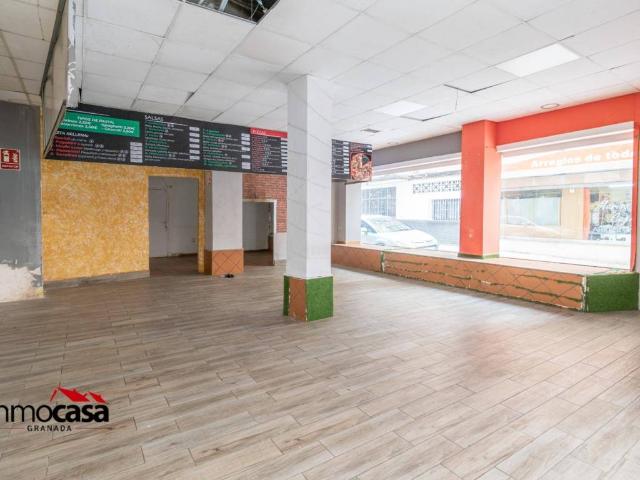 Local Comercial en venta en Granada, Zaidín - Vergeles