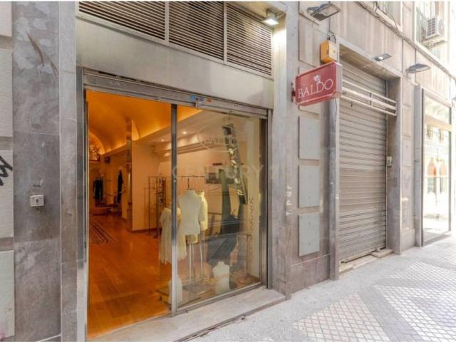Local Comercial en venta en Centro, Comarca de la Vega de Granada
