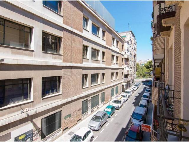 Local Comercial en venta en Centro - Sagrario, Granada