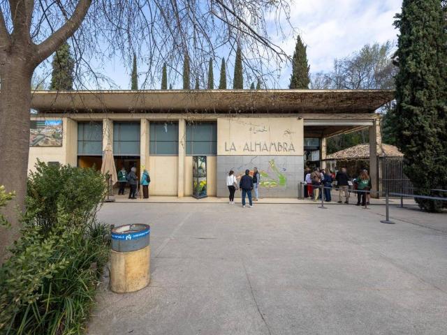 Local Comercial en venta en Centro, Comarca de la Vega de Granada