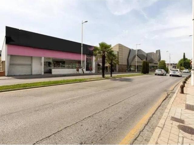 Local Comercial en venta en Comarca de la Vega de Granada, Andalucía