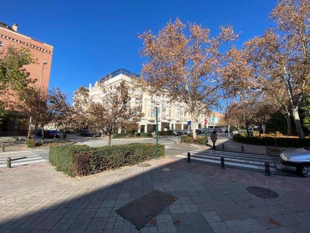 Local Comercial en venta en Granada, Rosaleda