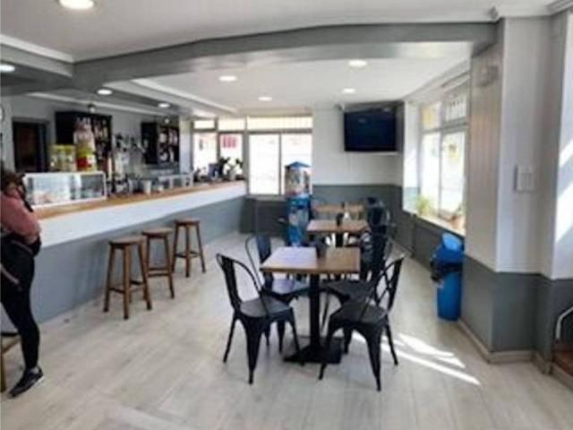 Local Comercial en venta en Grijota, Castilla y León