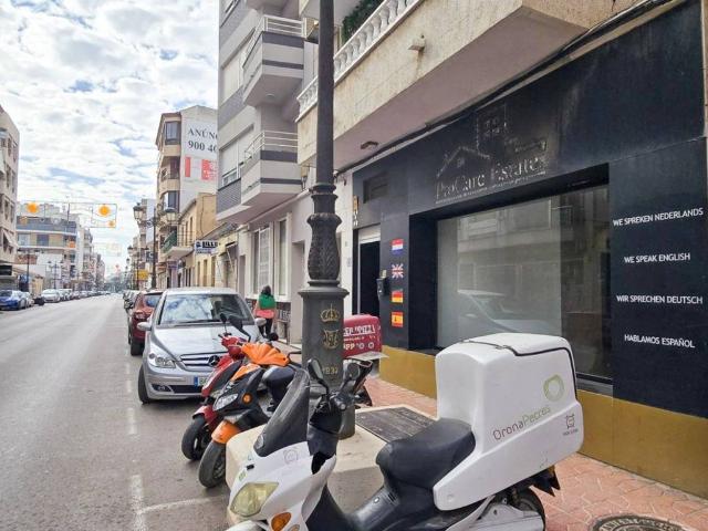 Local Comercial en venta en Guardamar Del Segura