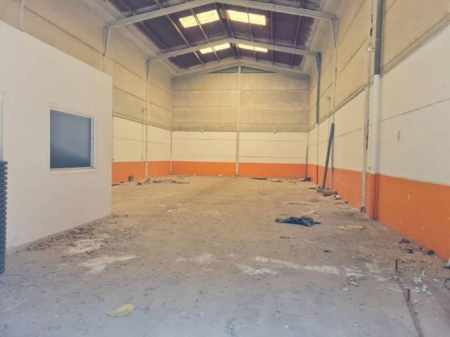 Local Comercial en venta en Guillena, Andalucía