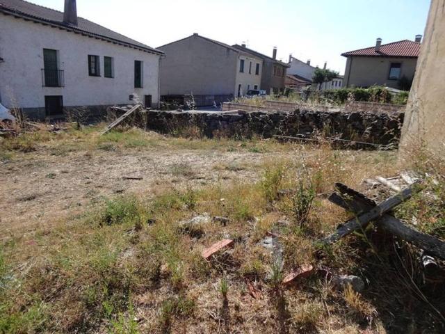 Local Comercial en venta en Hontoria Del Pinar, Castilla y León