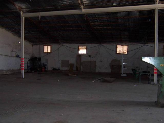 Local Comercial en venta en Hoya-gonzalo, Castilla-La Mancha