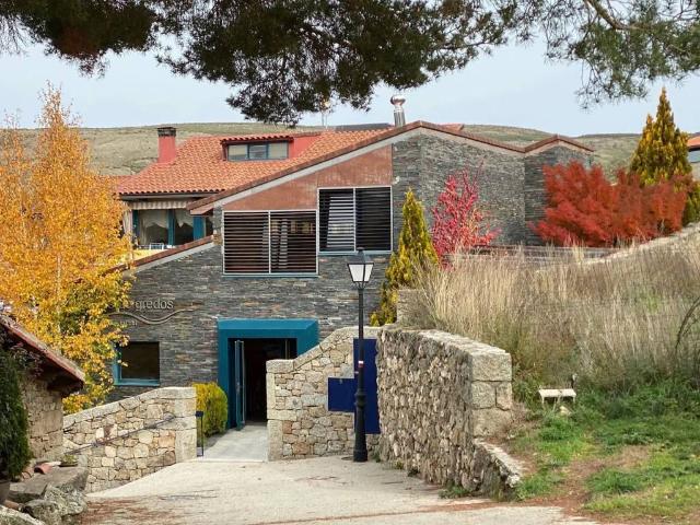 Local Comercial en venta en Hoyos Del Espino