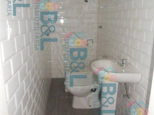Local Comercial en venta en Comarca Metropolitana de Huelva, Andalucía