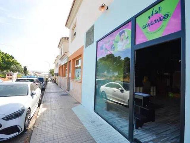 Local Comercial en venta en La Gloria, Huércal De Almería