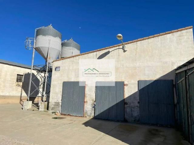 Local Comercial en venta en Iniesta, Cuenca