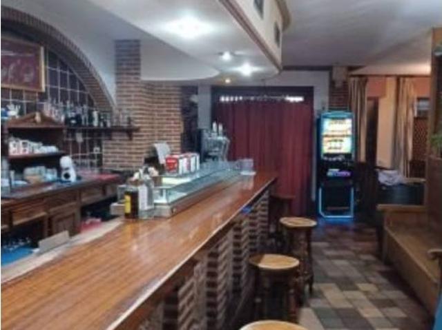 Local Comercial en venta en Íscar, Castilla y León