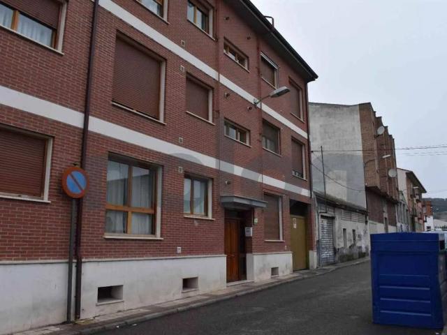 Local Comercial en venta en Íscar, Castilla y León