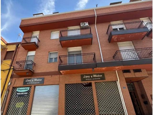 Local Comercial en venta en Íscar, Castilla y León