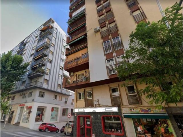 Local Comercial en venta en Peñamefecit, Jaén