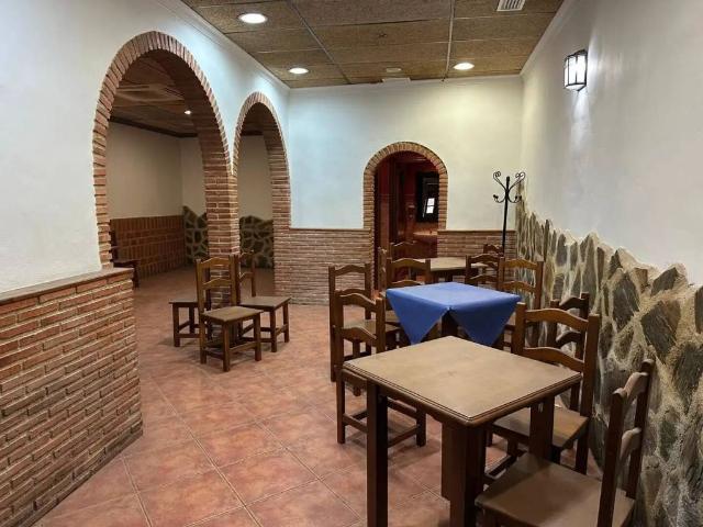 Local Comercial en venta en San Ildefonso, Jaén