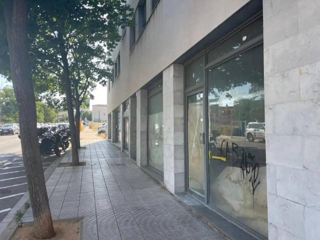 Local Comercial en venta en la Bisbal d'Empordà, Girona