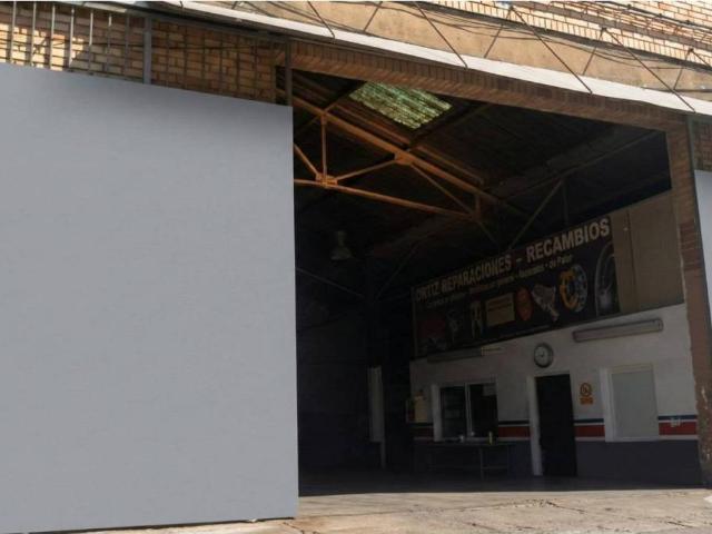 Local Comercial en venta en La Rinconada, Andalucía