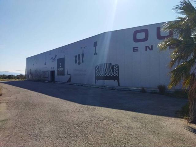 Local Comercial en venta en Montsià, Catalunya