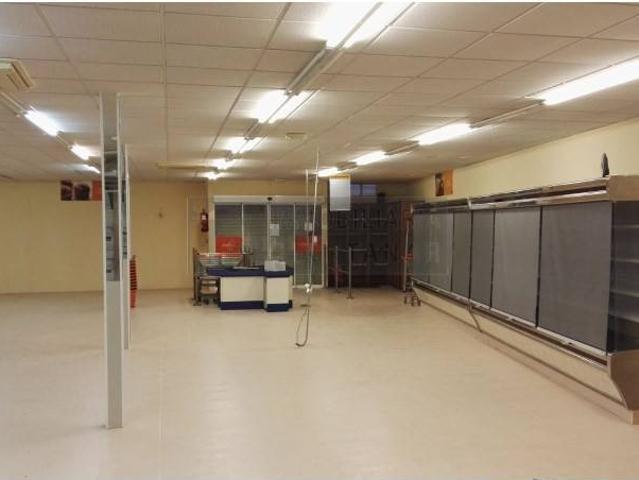 Local Comercial en venta en La Villa De Don Fadrique, Castilla-La Mancha