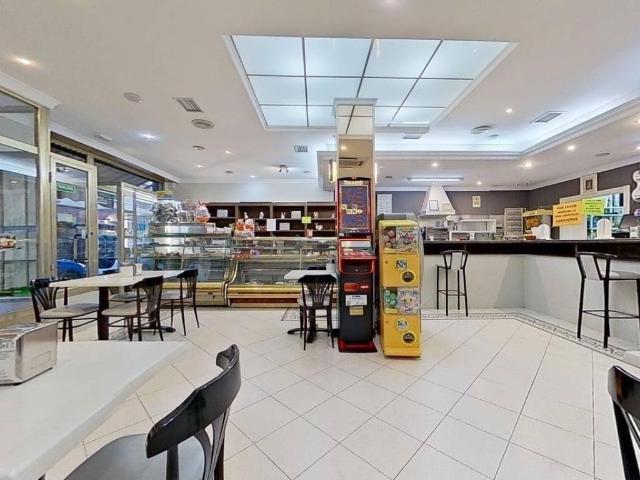 Local Comercial en venta en La Zubia, Granada