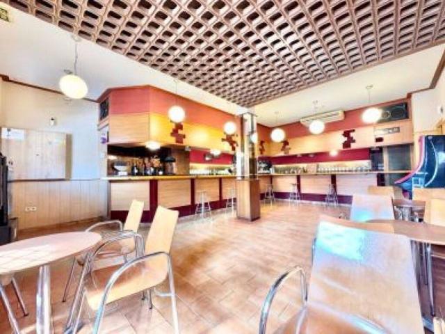 Local Comercial en venta en Bastida