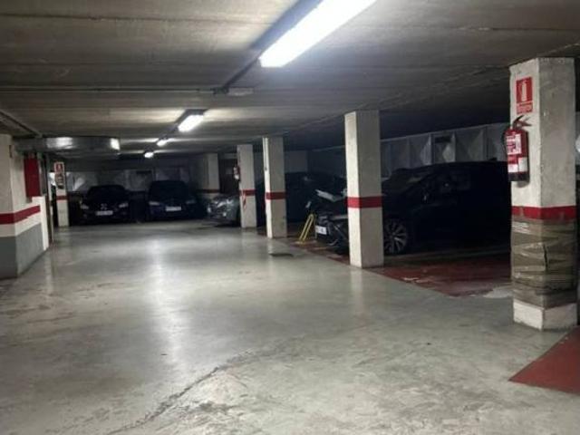 Local Comercial en venta en Laguna De Duero, Castilla y León