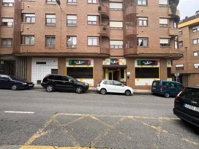 Local Comercial en venta en Castandiello, Langreo