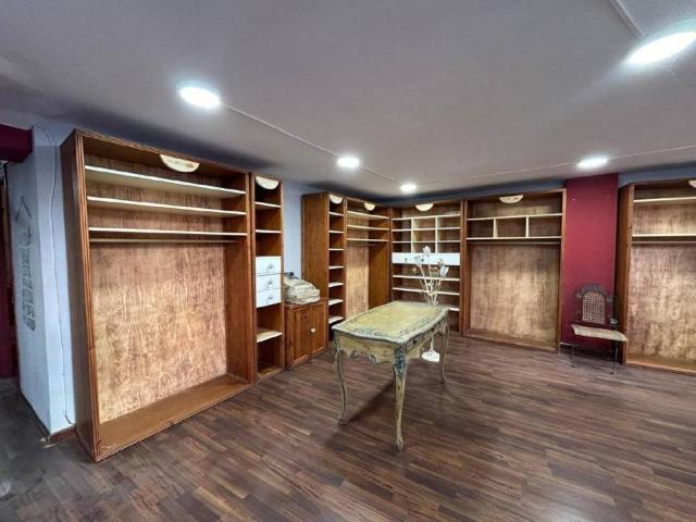 Local Comercial en venta en Langreo, Asturias