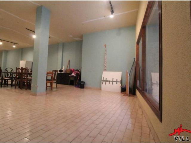 Local Comercial en venta en Laredo, Cantabria