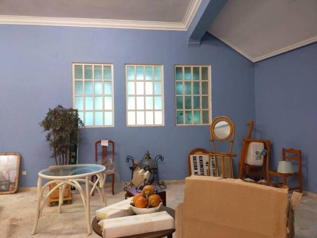 Local Comercial en venta en Laredo, Cantabria