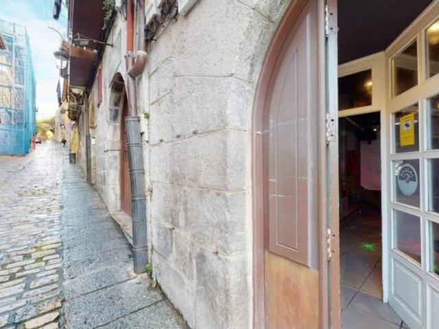 Local Comercial en venta en Laredo, Cantabria