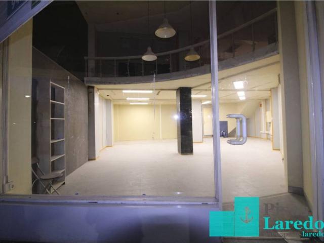 Local Comercial en venta en Laredo