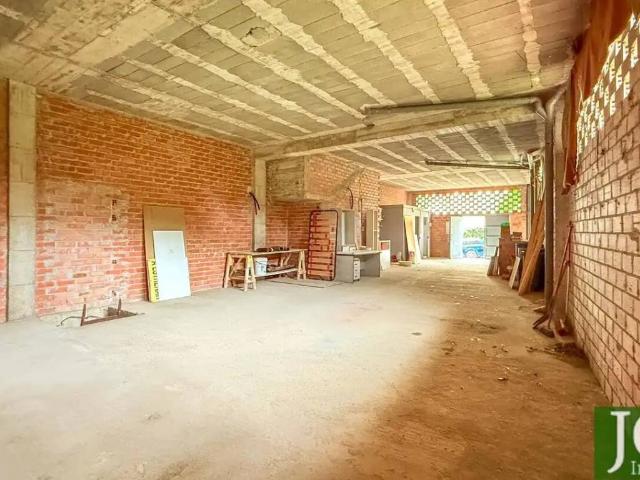 Local Comercial en venta en Laredo