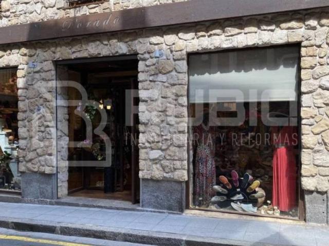 Local Comercial en venta en Laredo, Cantabria