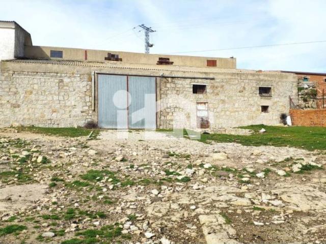 Local Comercial en venta en Las Navas Del Marqués, Castilla y León