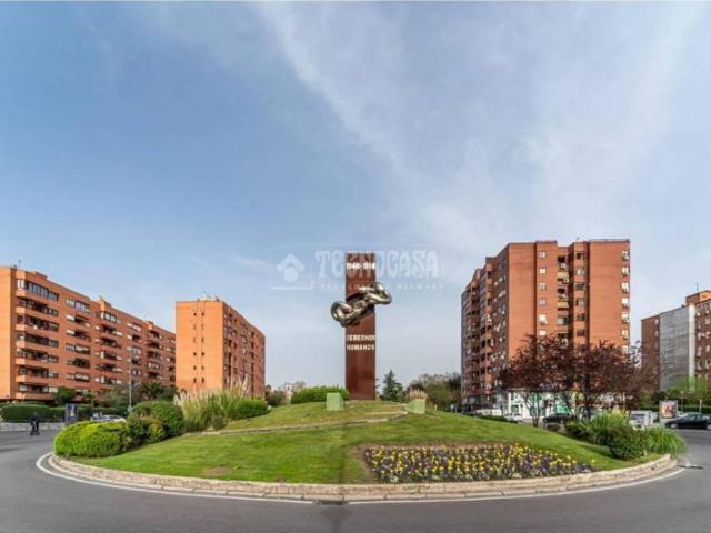Local Comercial en venta en Leganés, Madrid