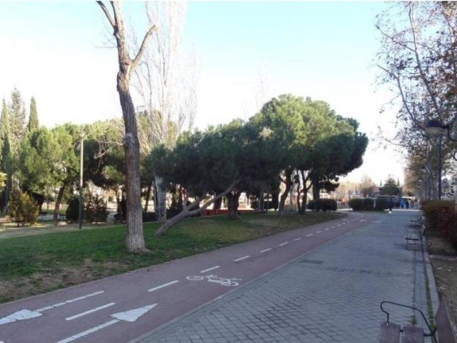 Local Comercial en venta en Leganés, Madrid