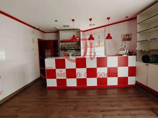 Local Comercial en venta en Lena, Asturias